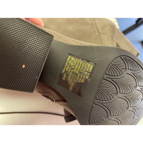 Thigh High Faux Suede Boots 8M Over The Knee Lace Up Taupe Pirate Style Boots - Picture 15 of 16